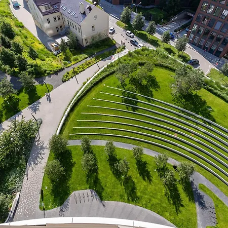 Panoramic Castle View Sky Park Apartment