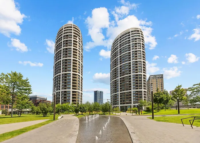 Panoramic Castle View Sky Park *