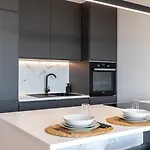 شقة Panoramic Castle View Sky Park براتسيلافا